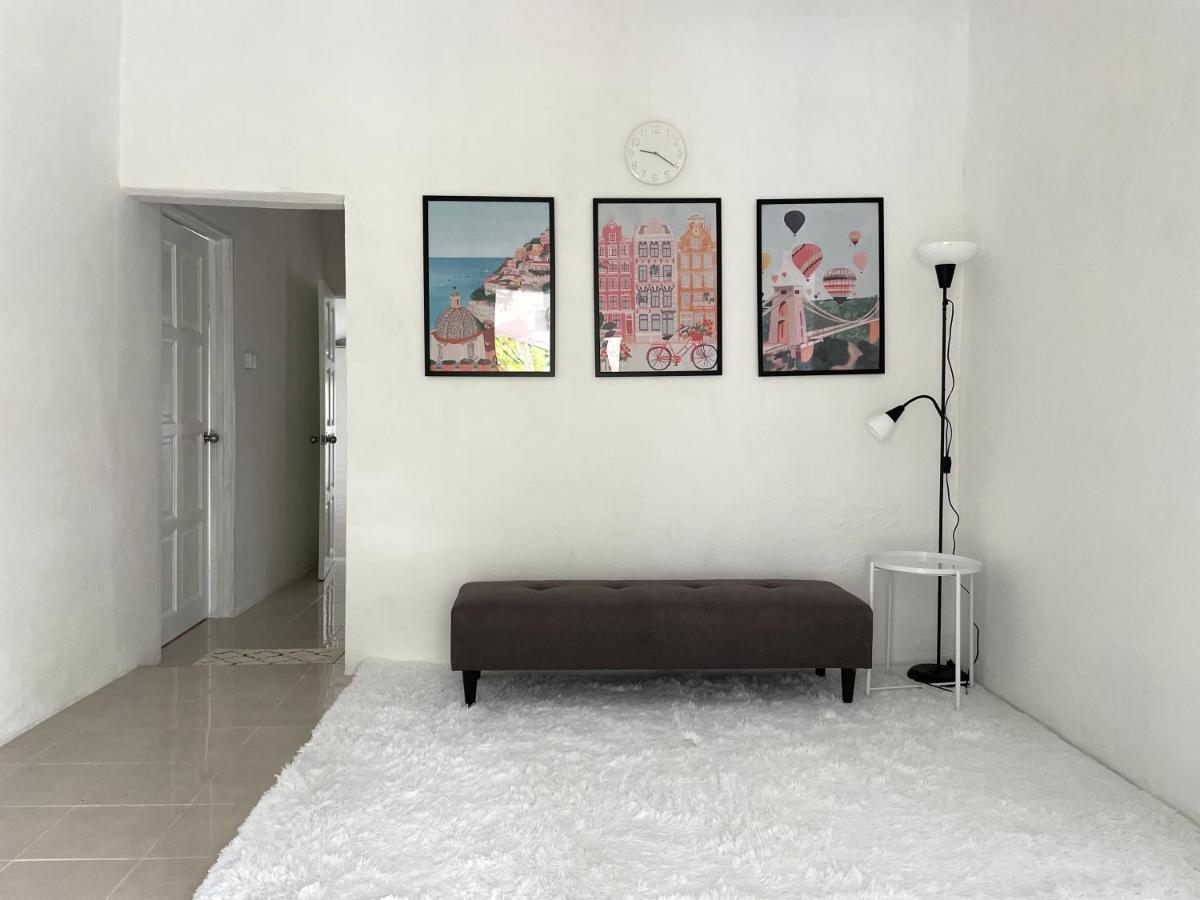 Cosy Little Home Near To The Town Pasir Puteh Exterior photo