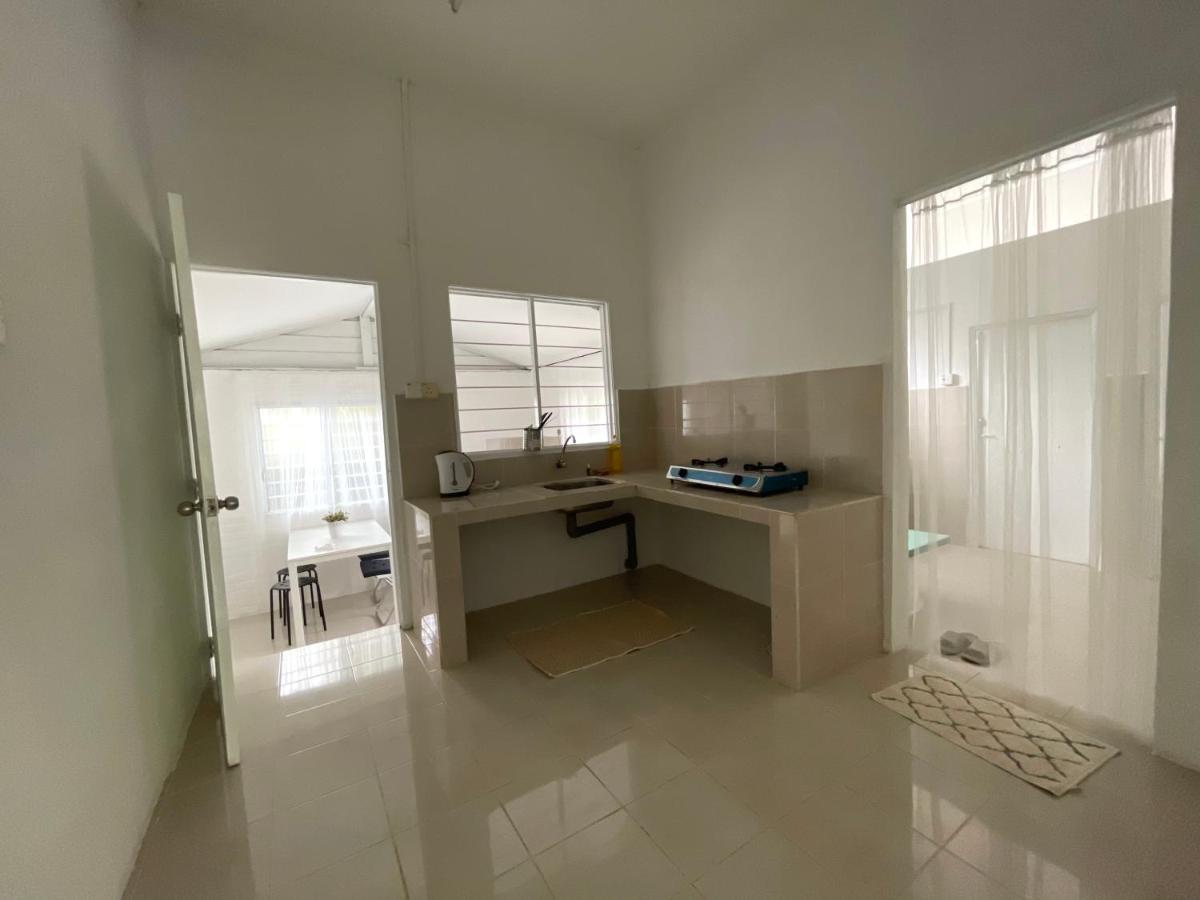 Cosy Little Home Near To The Town Pasir Puteh Exterior photo